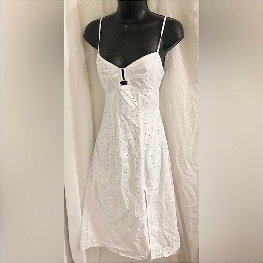 Trixxi white eyelet lace‎ gold buckle bust cutout detail dress size XL brand new